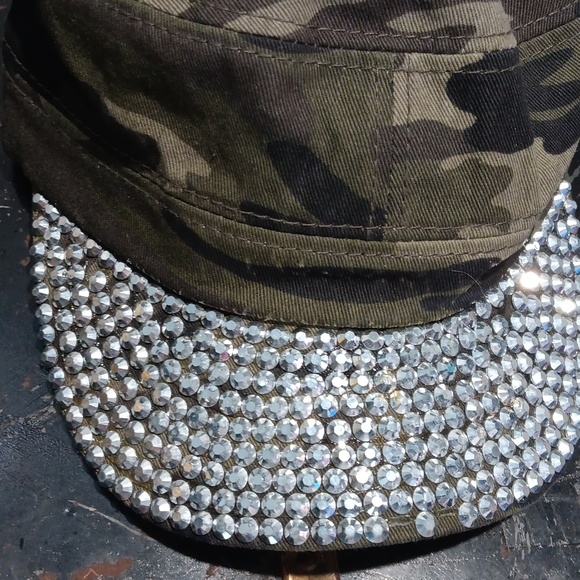 SOMETHING SPECIAL CHAMOFLAUGE hat.    #5374 - Picture 4 of 6